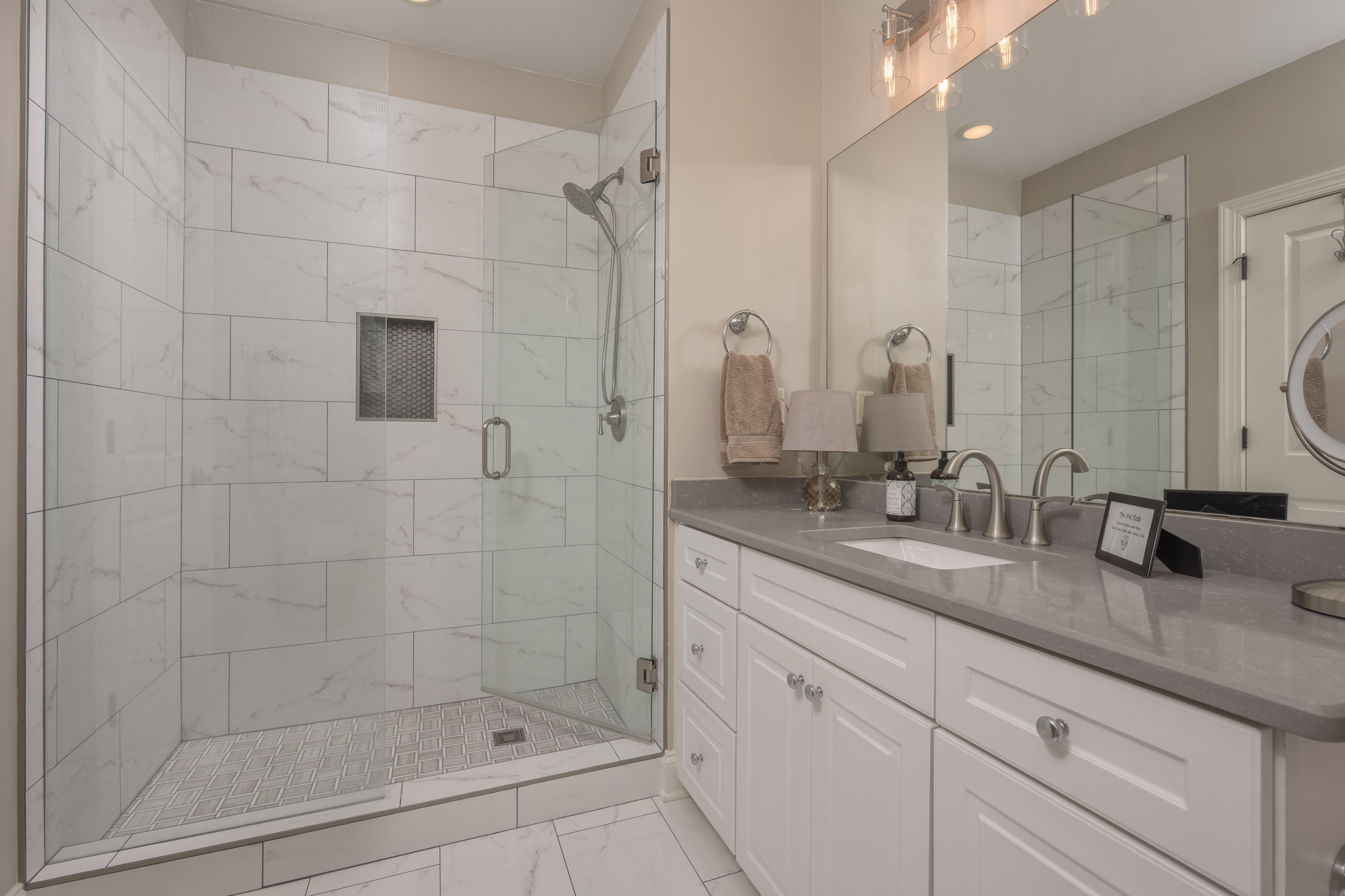 1091 Starboard Drive image 19